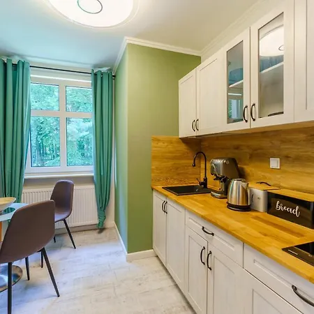 Hotel Optima Przy Plazy Ul Wiosenna Kolobrzeg